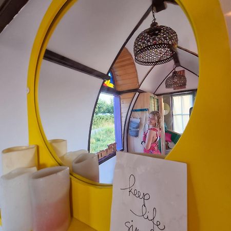 Central Tiny Houses Bucureşti Eksteriør bilde